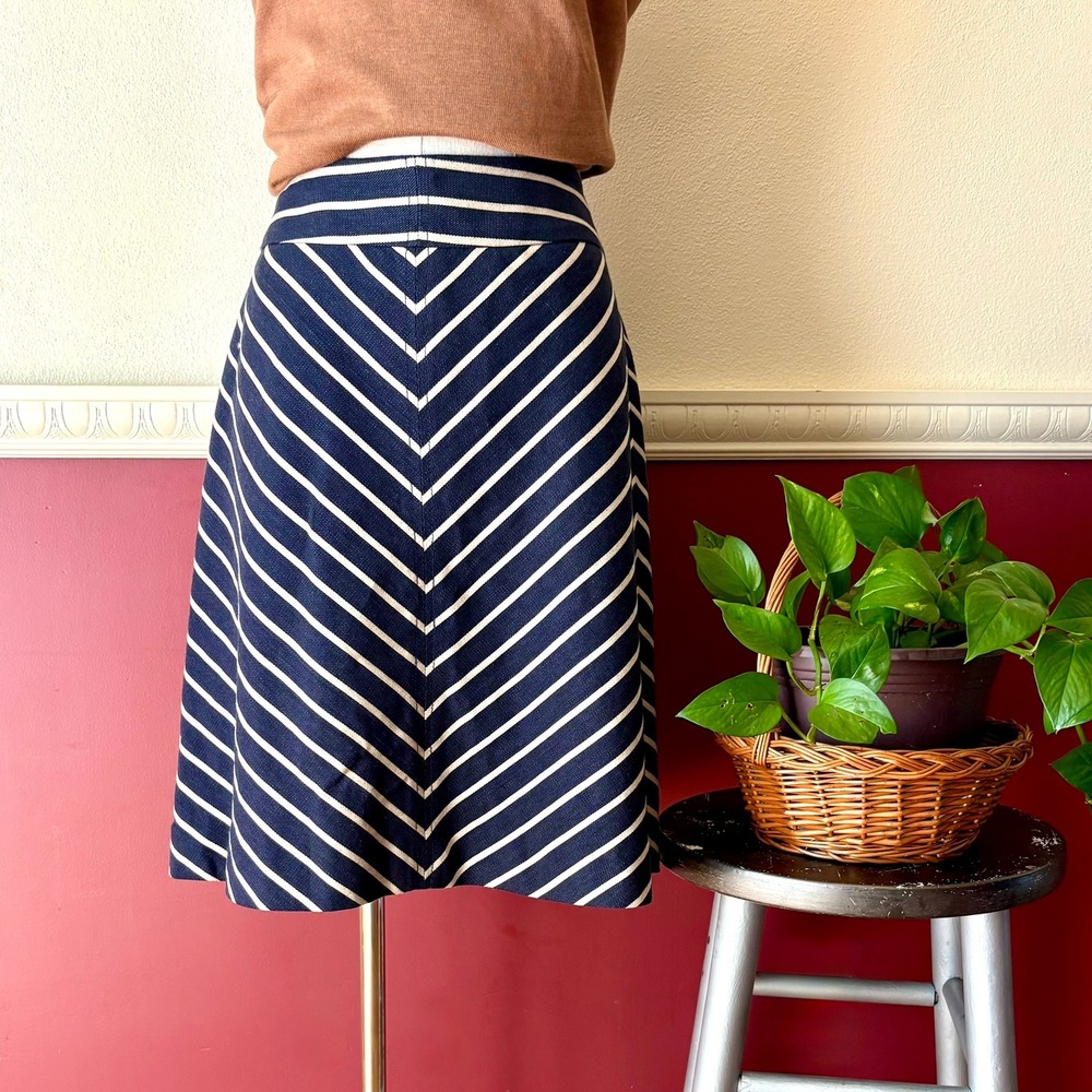 The Limited Navy Cream Chevron Stripe Skirt Cotton Linen Blend 6 Preppy Nautical